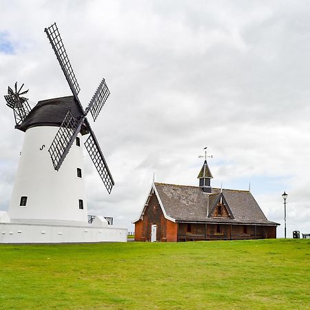 Commonside Cottage Lytham St Annes Exterior foto